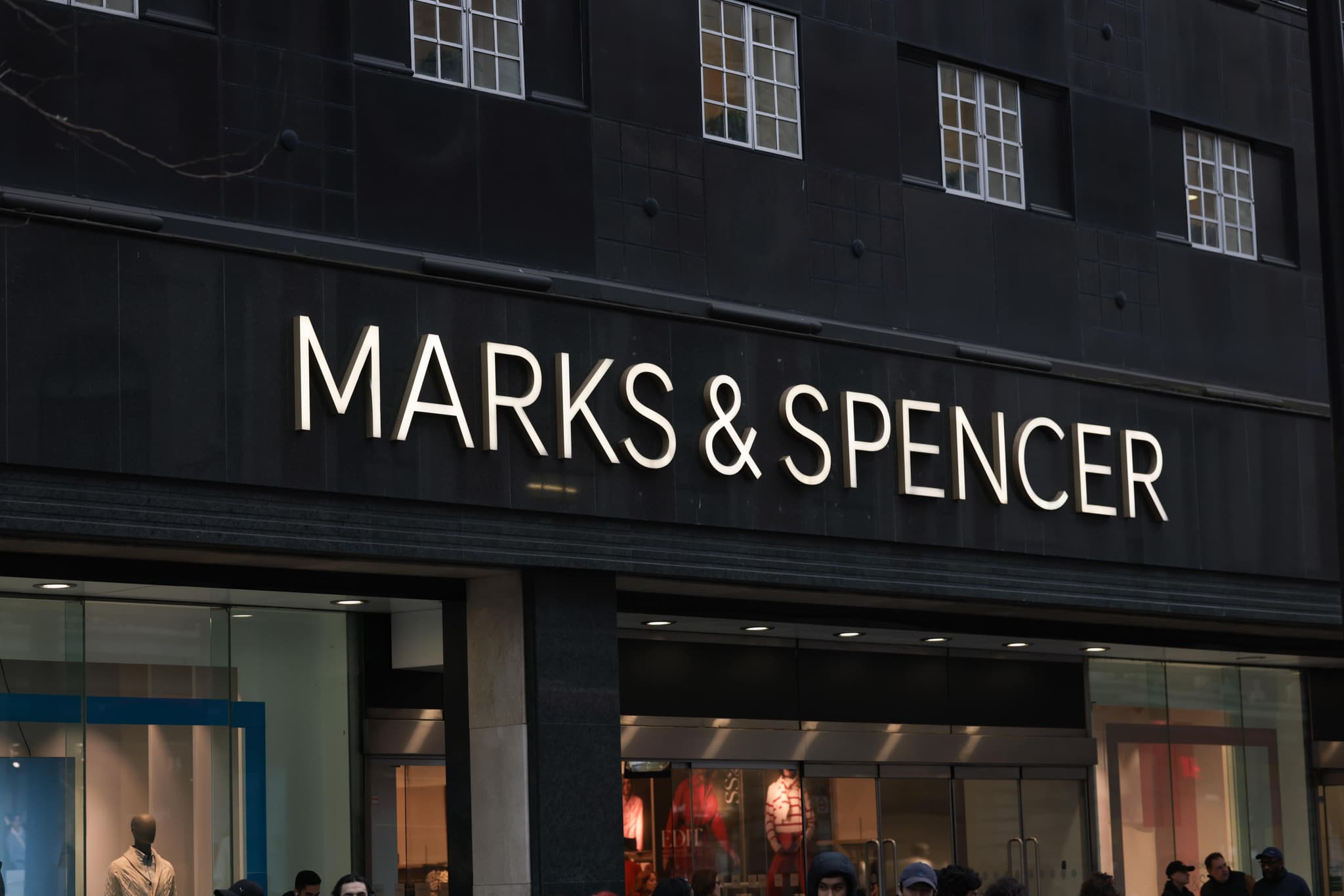 UK's National Crime Agency Arrests Four Suspected of Cyberattacks on Major Retailers