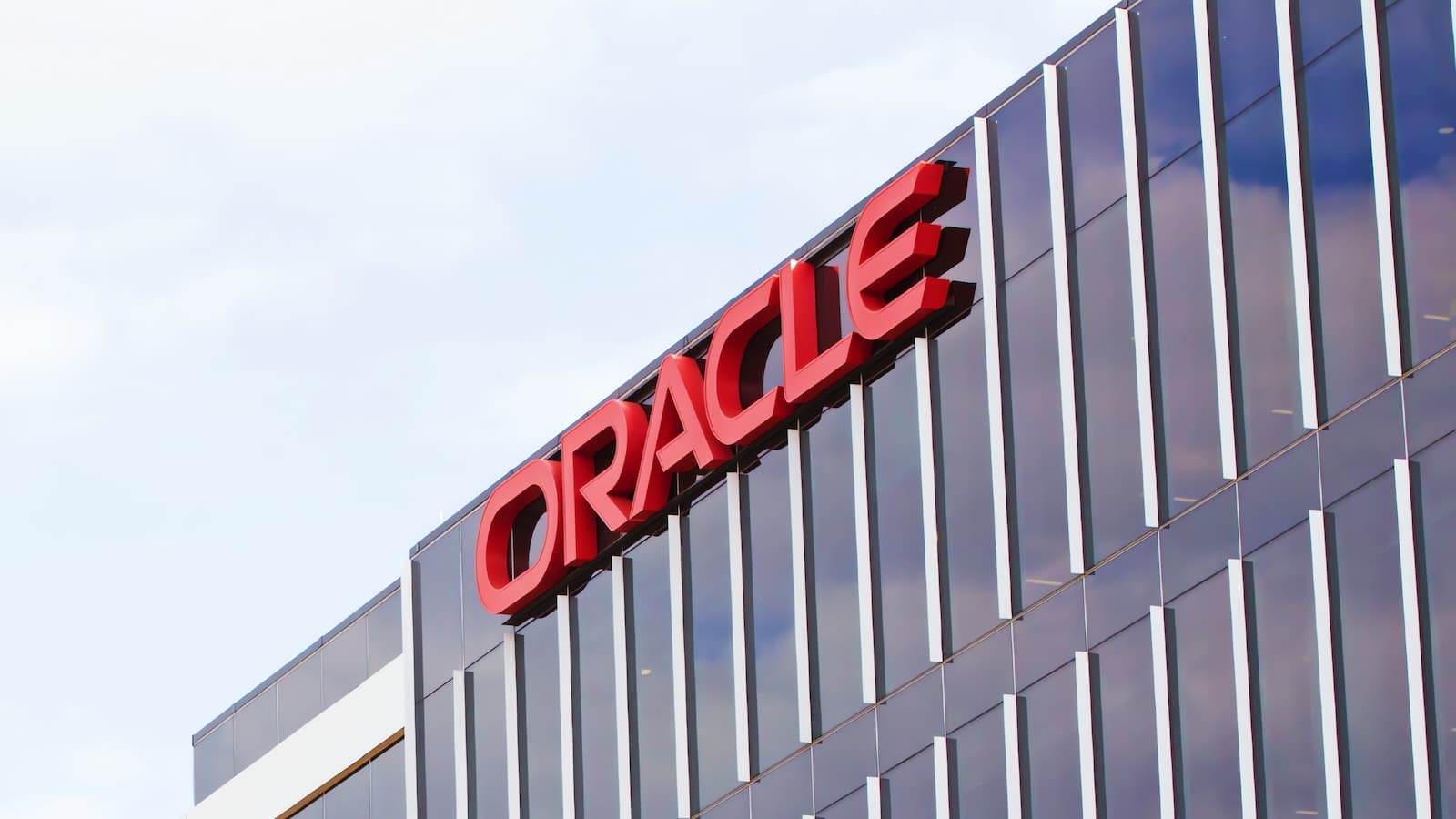 Oracle Releases Emergency Patch for Critical E-Business Suite Vulnerability