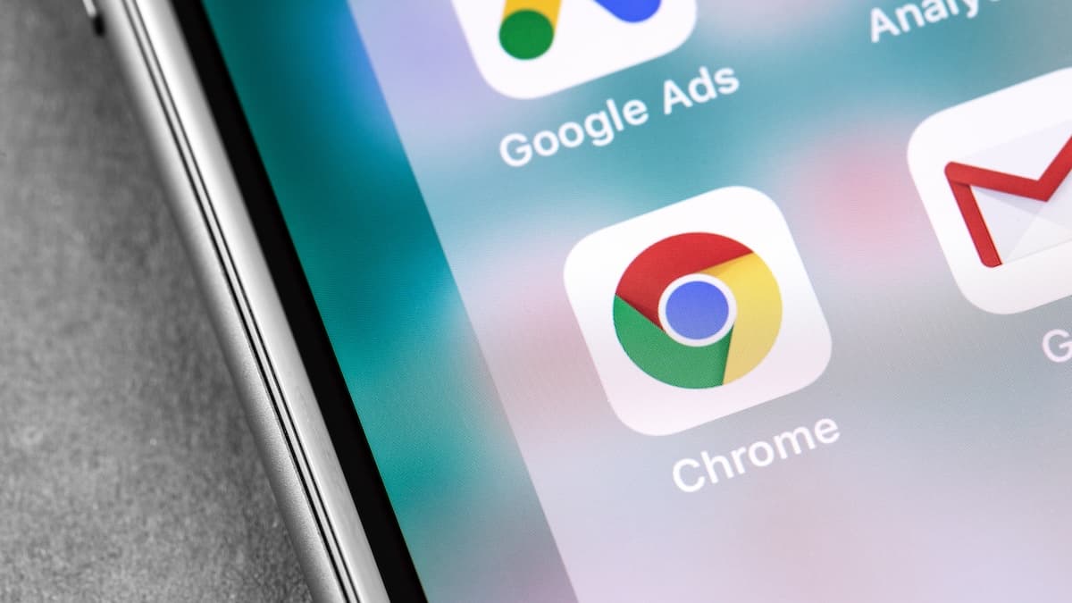 Vulnerability in Claude Chrome Extension Enables AI Agent Takeover Through Prompt Injection