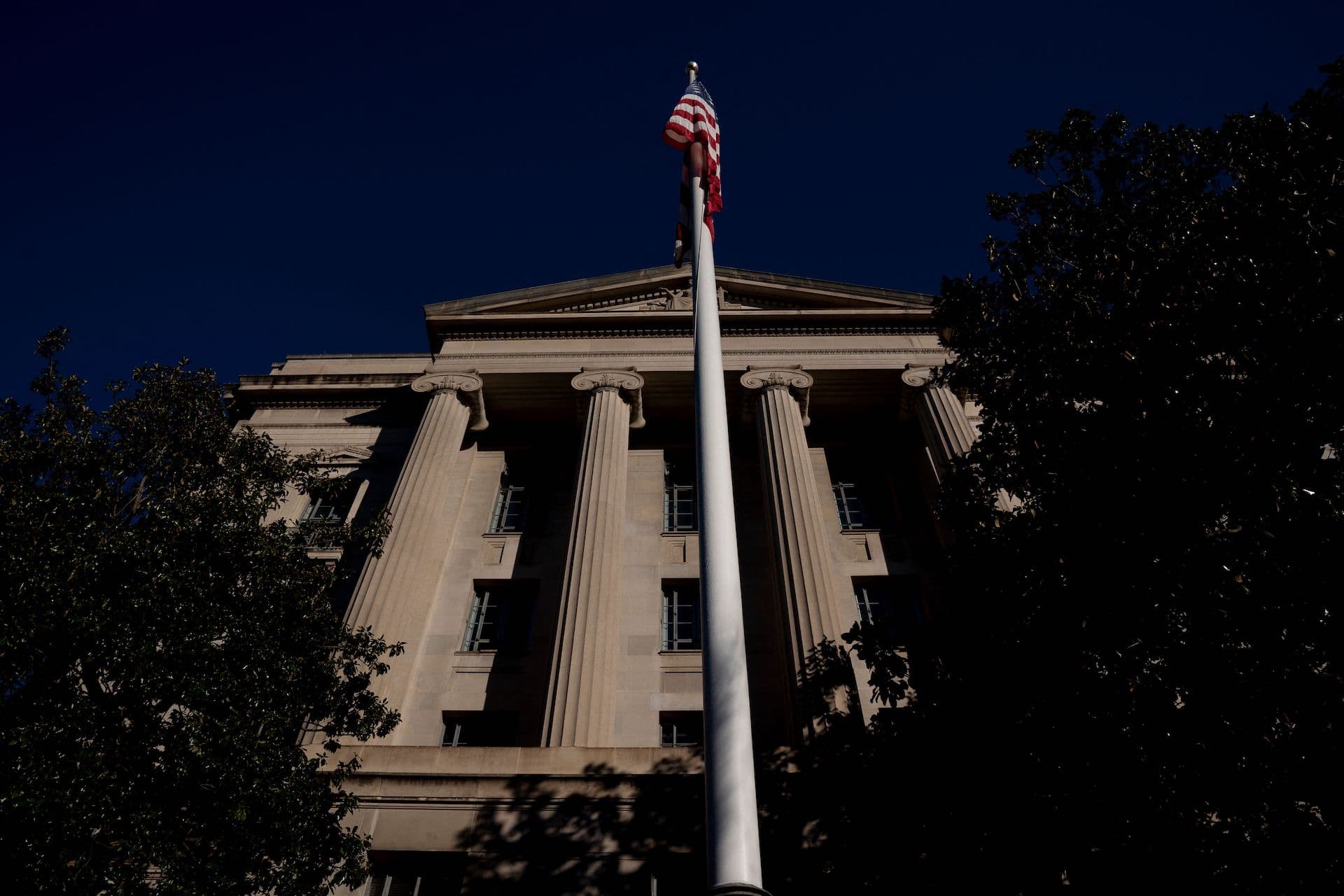US Army Soldier Accused of Attempting to Sell Stolen Data to Foreign Intelligence
