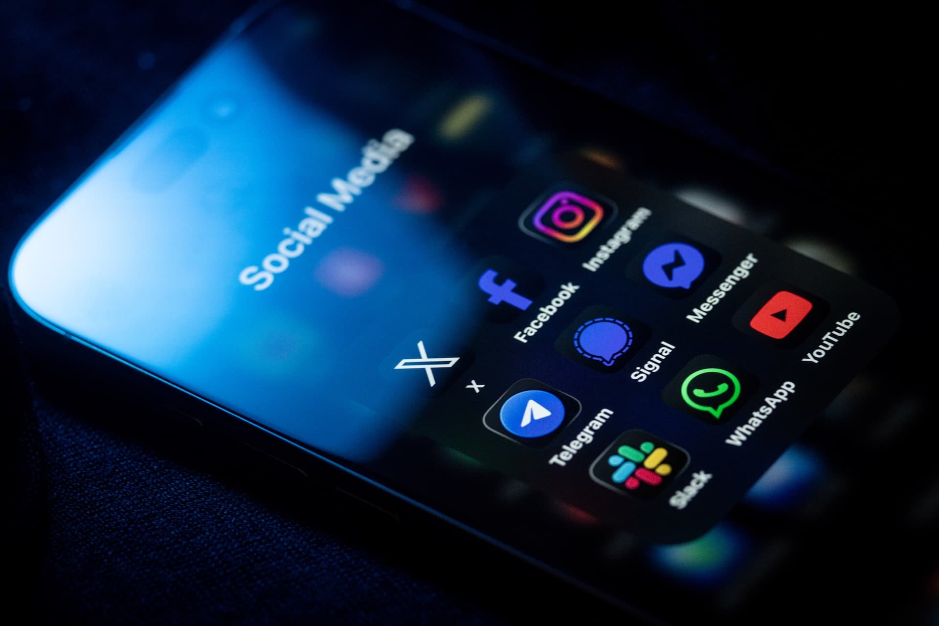 CISA Alert Highlights Spyware Targeting Messaging Apps on Android Devices