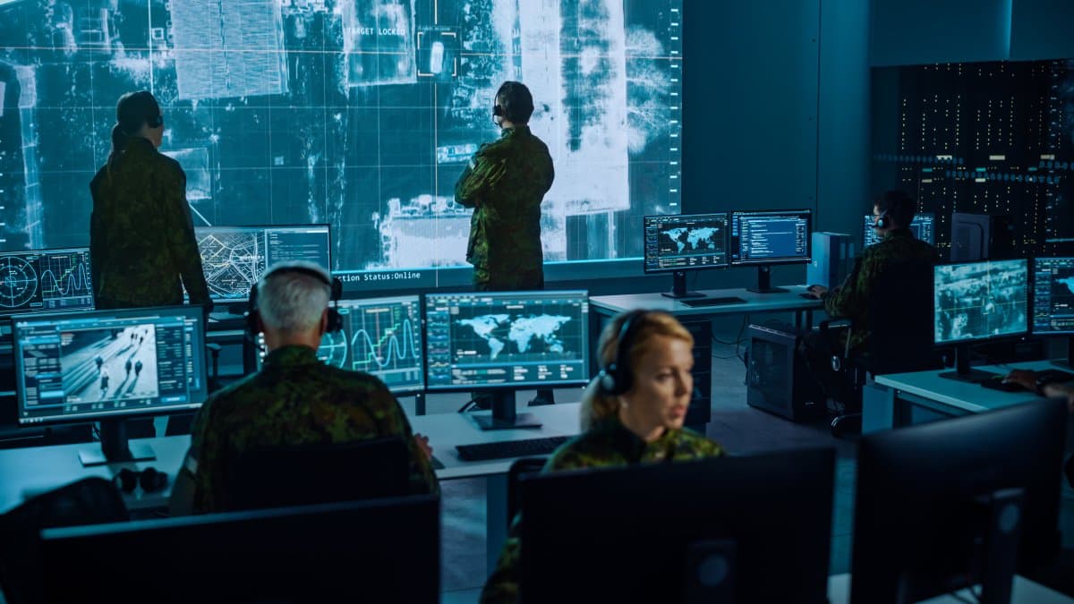 U.S. Defense Secretary Halts Russia-Related Cyber Activities