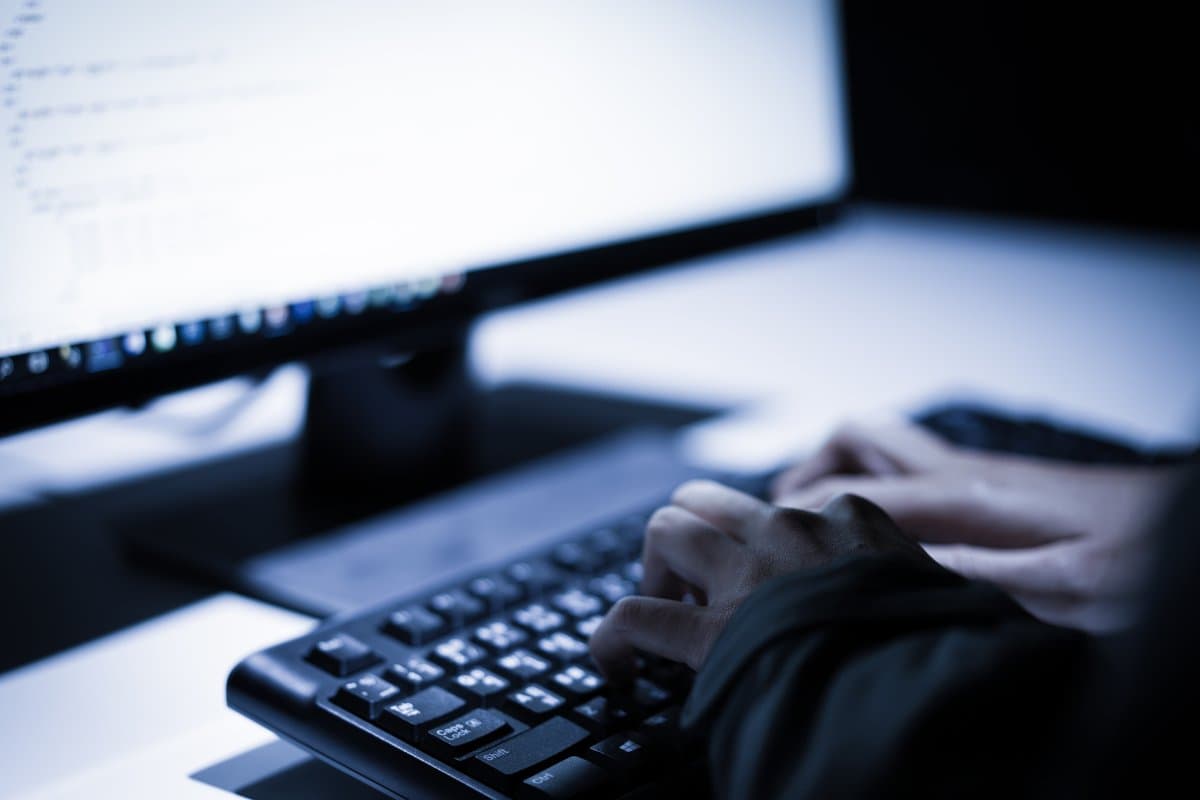 Cybersecurity Expert Brian Krebs Targeted by Massive 6.3 Terabit per Second DDoS Attack