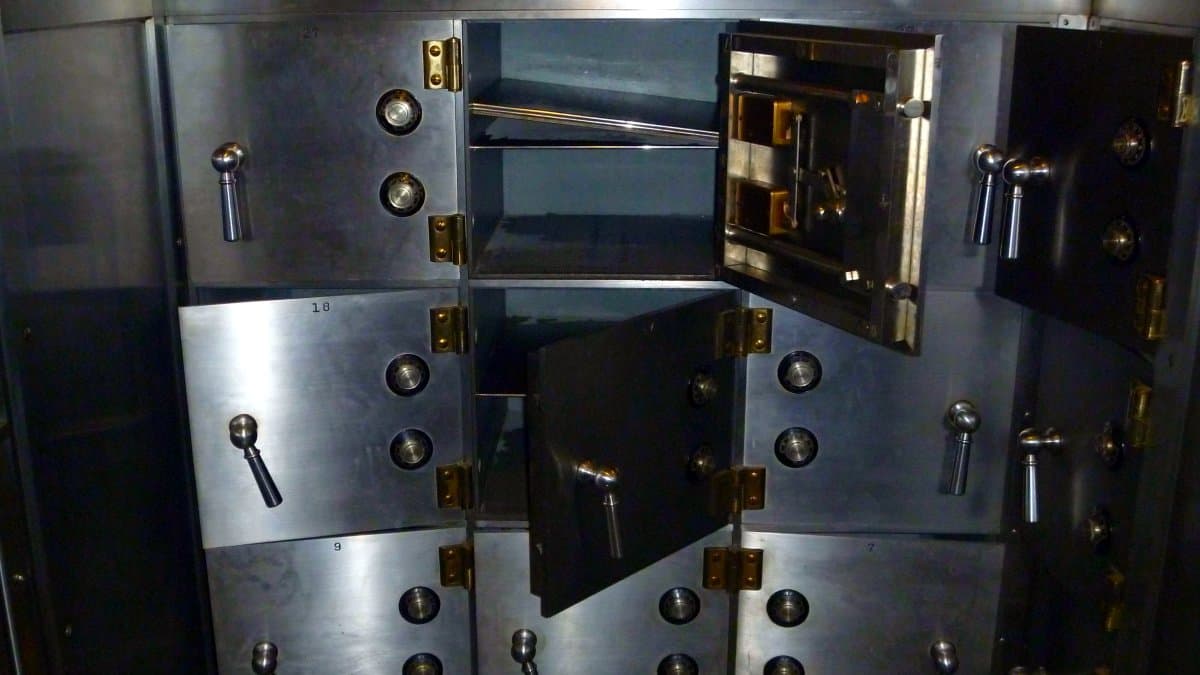 SecuRam Safe Locks Found Vulnerable: Implications for Physical Security
