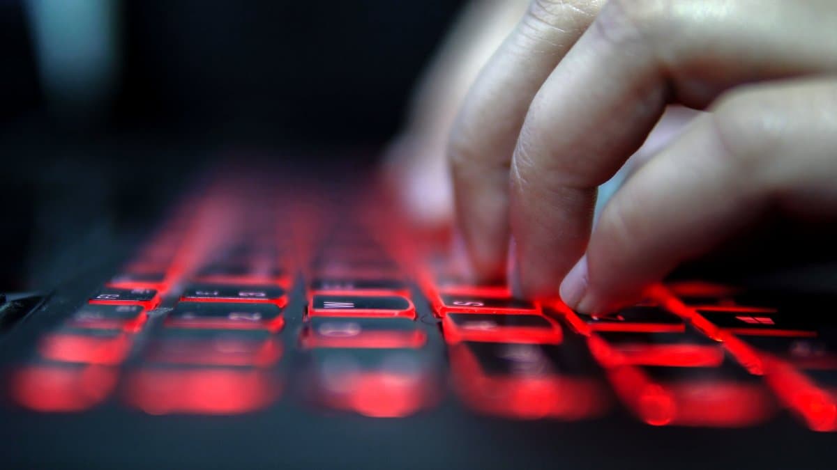 Google Discontinues Dark Web Report Service: What It Means for Cybersecurity