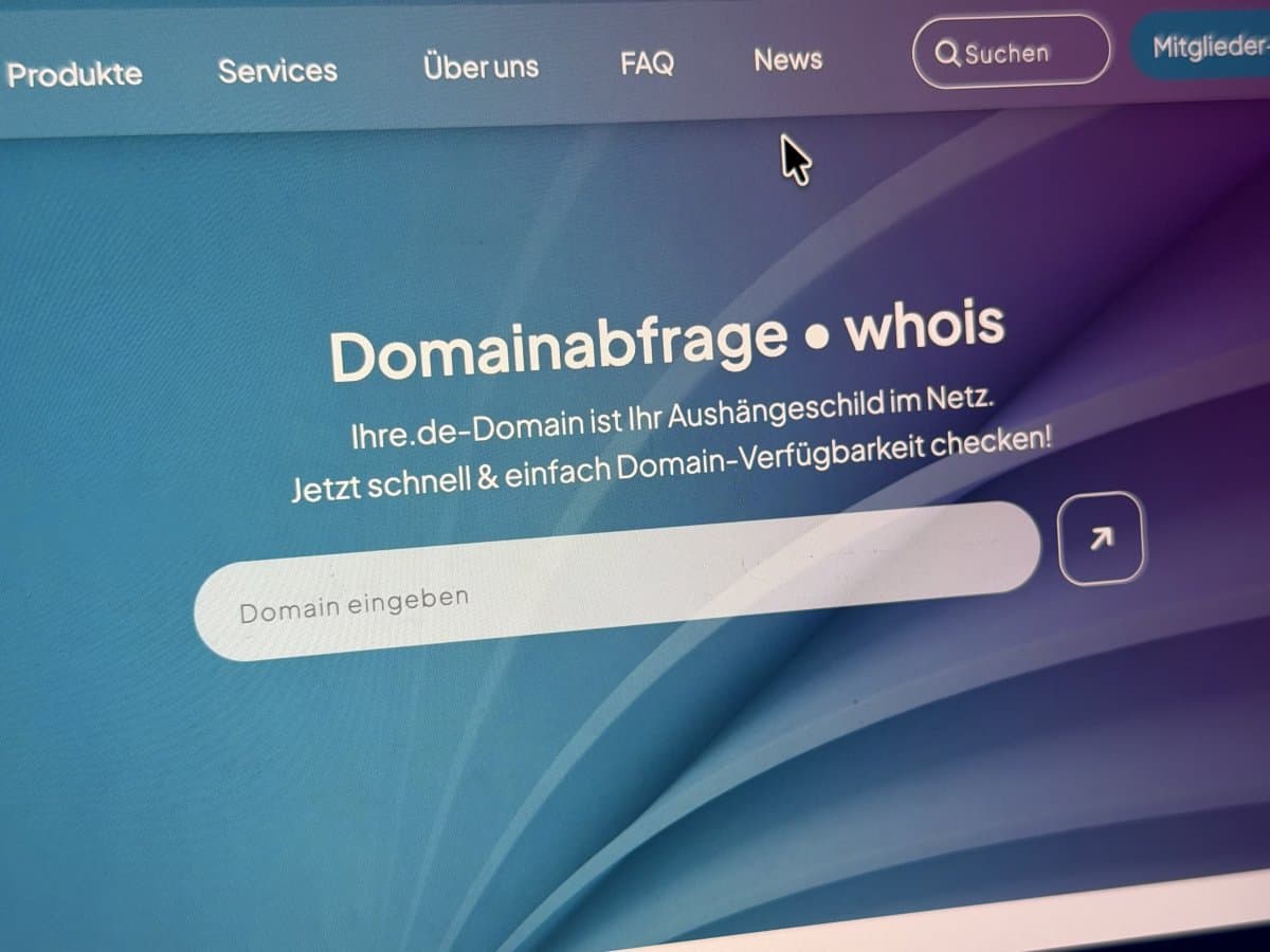 Implementation of NIS2 Directive: DENIC Releases Certain Domain Holder Data for Businesses