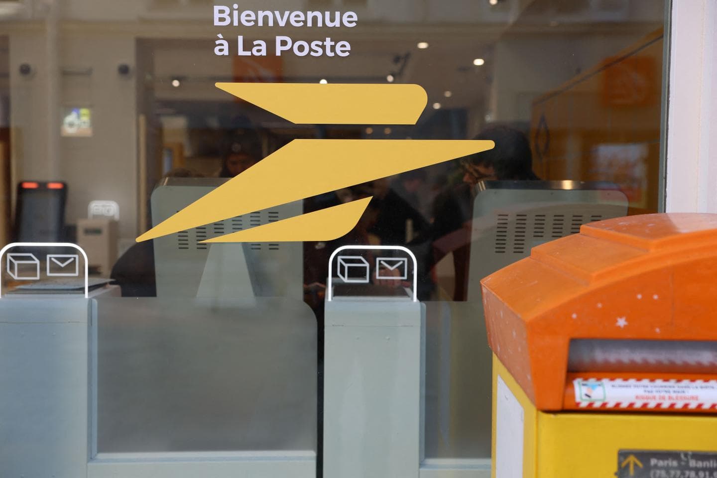 La Poste Restores Package Tracking Services After Christmas Cyberattack