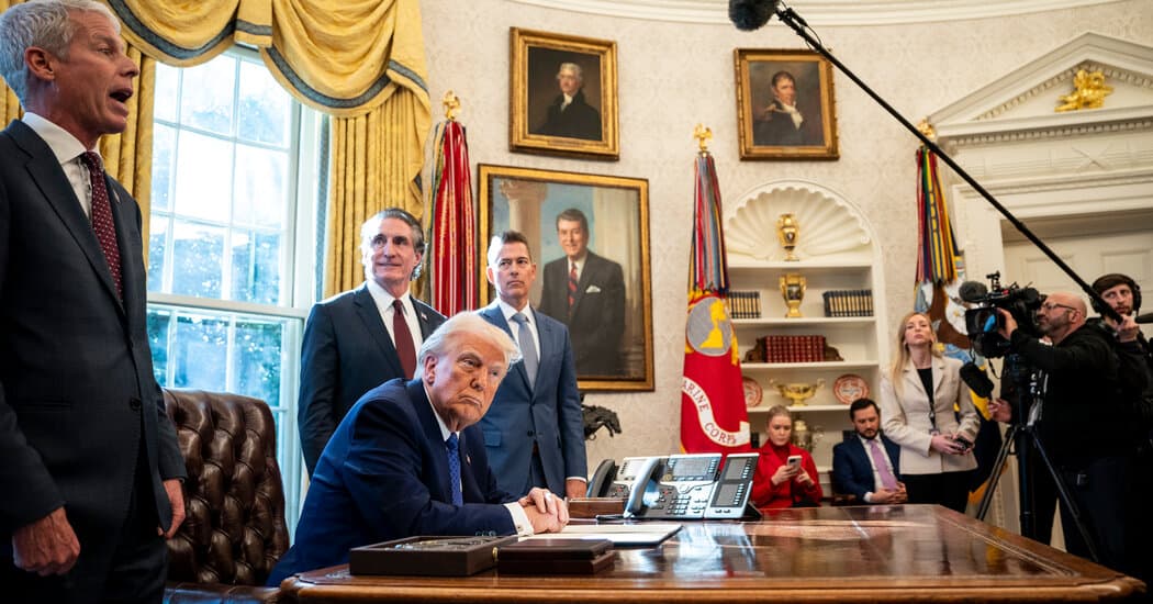 Donald Trump Fires Two Democratic Members of the Federal Trade Commission (FTC)