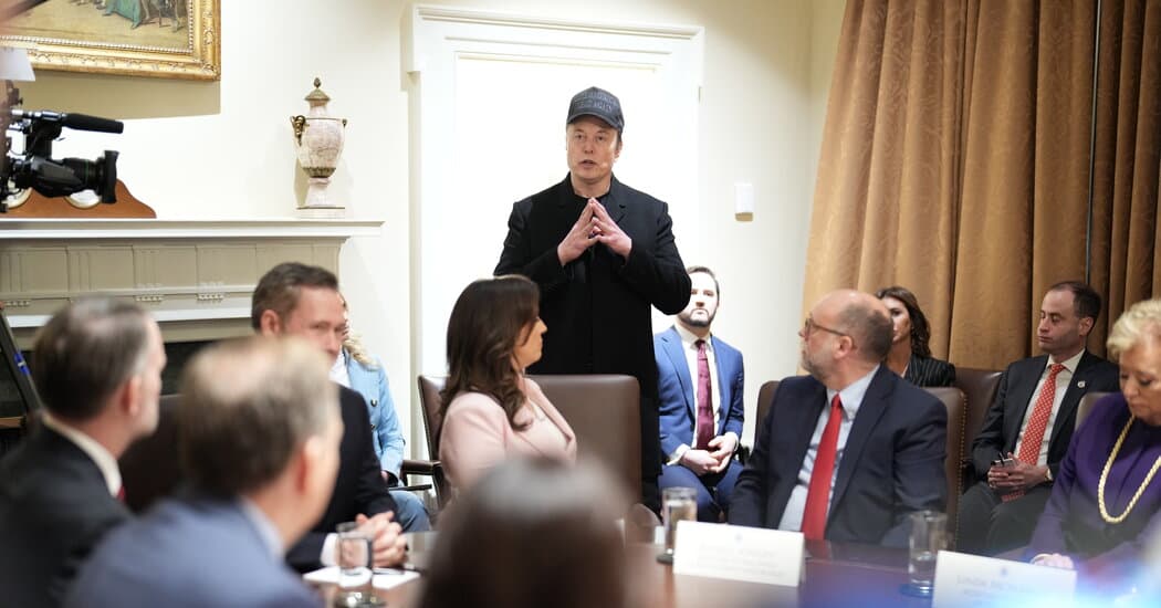 Elon Musk's Starlink Extends Internet Service to the White House Complex