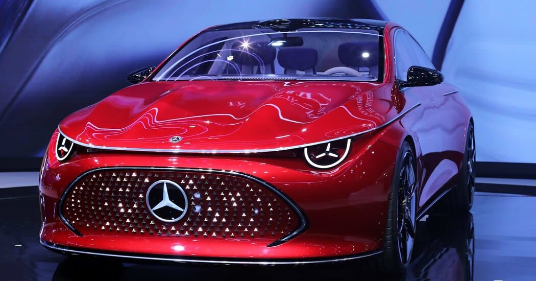 Mercedes-Benz Announces New Compact Sedan to Address Electric Vehicle Adoption Challenges