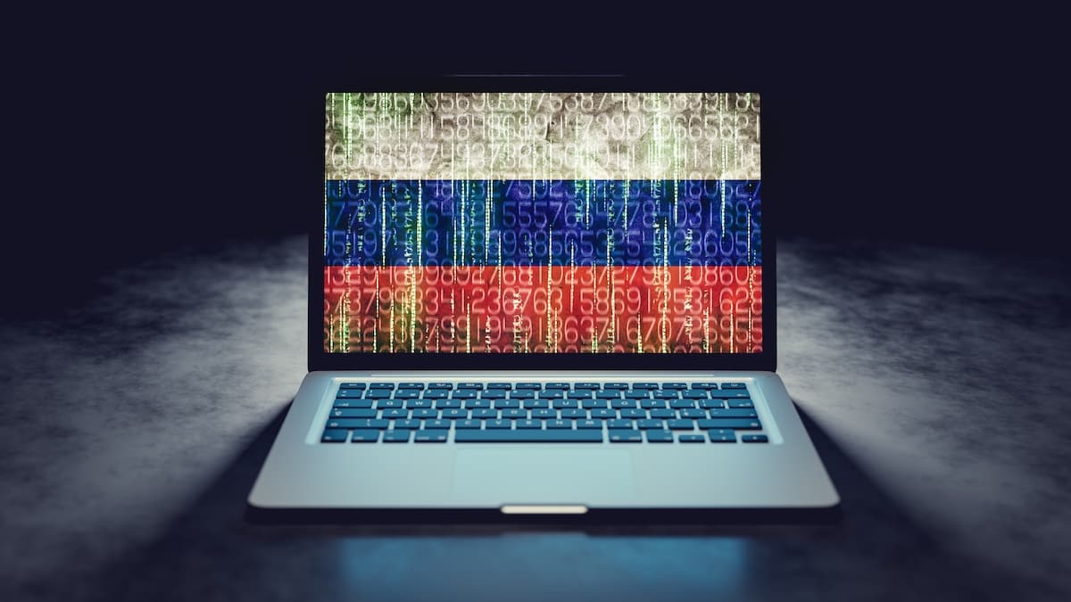 Russian APT28 Group Exploits Mail Server Vulnerabilities to Target Government and Defense Entities